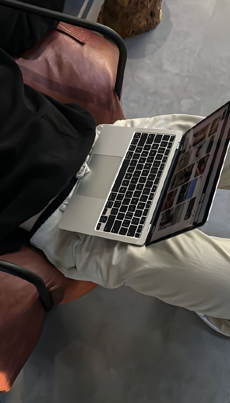 Thesis Domination Week